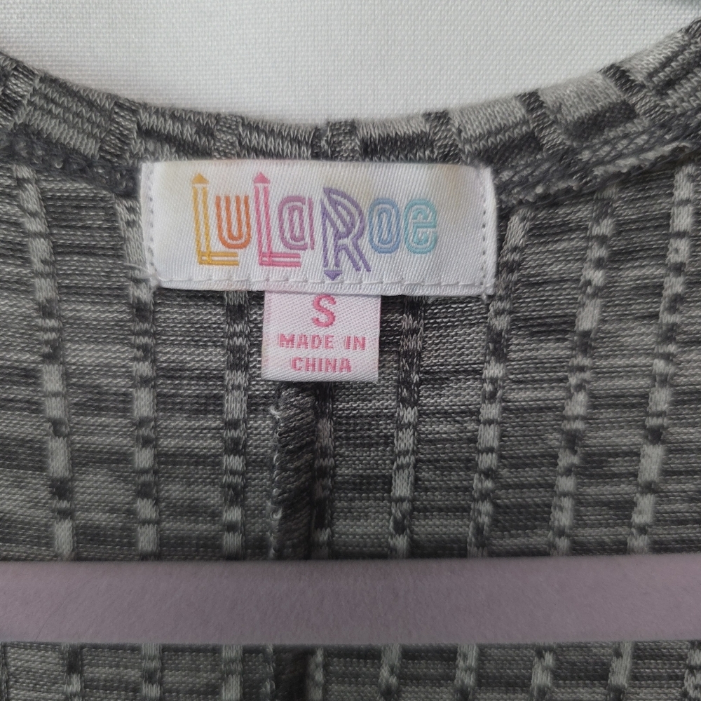 Gray Patterned Long Cardigan - Picture 2 of 4
